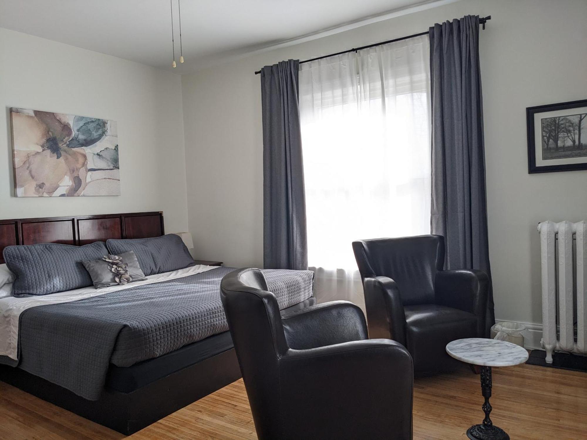 Colborne Bed And Breakfast Goderich Oda fotoğraf